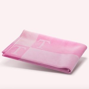 Truly Beauty Signature Blanket